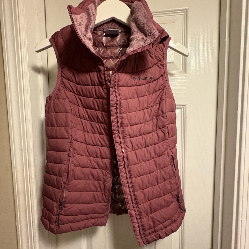 Columbia Pink Quilted Vest with Faux Fur Collar